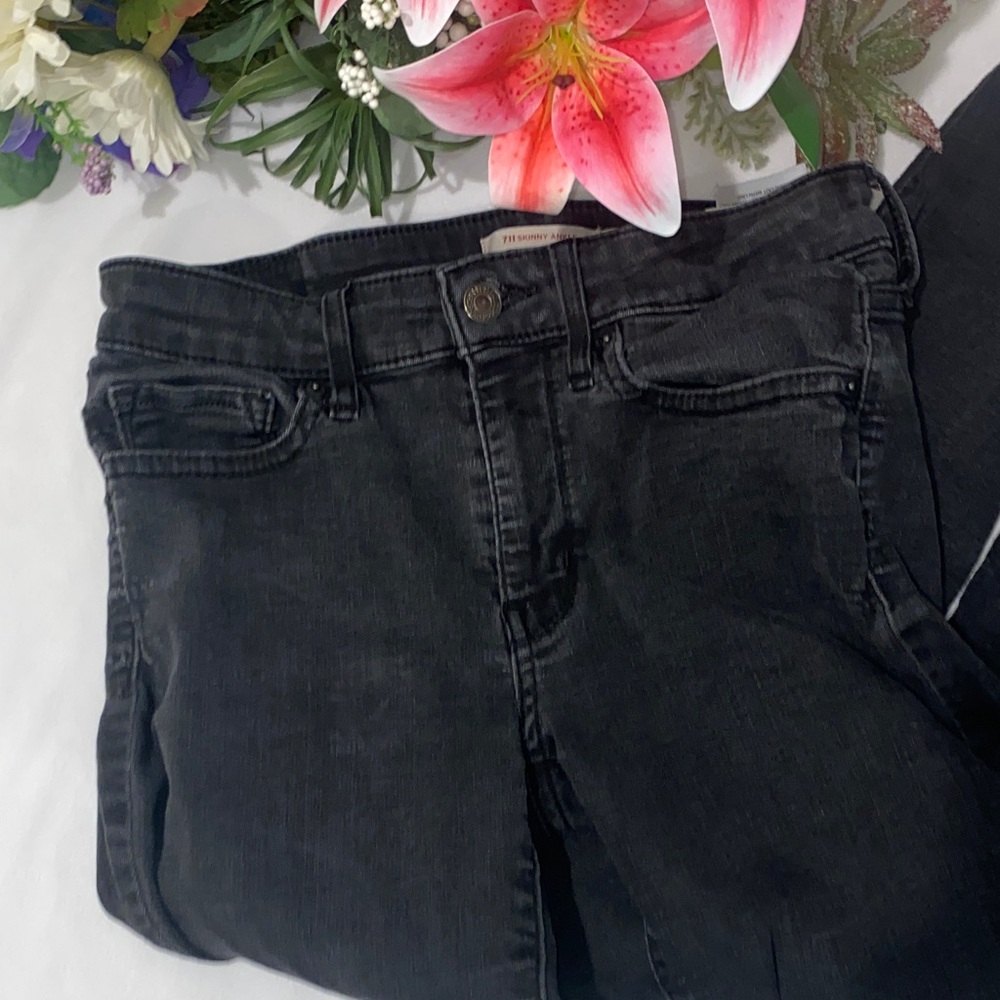 Levi's Women's Charcoal Skinny Ankle Jeans - Picture 1 of 5